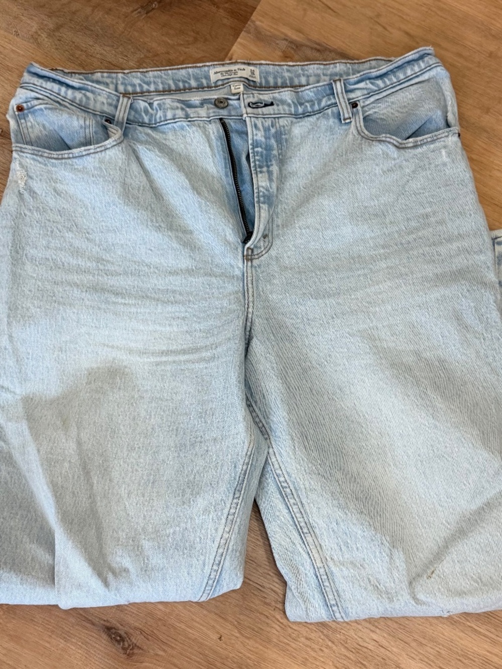 Abercrombie & Fitch curve love jeans 90s straight ultra high rise
